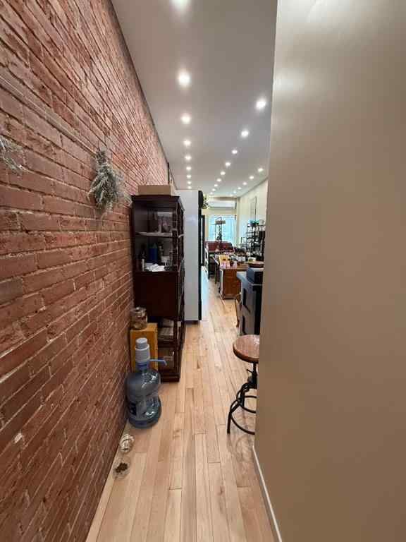 MLS® A2257089 - 214 South Railway Street SE in SE Hill Medicine Hat, Commercial