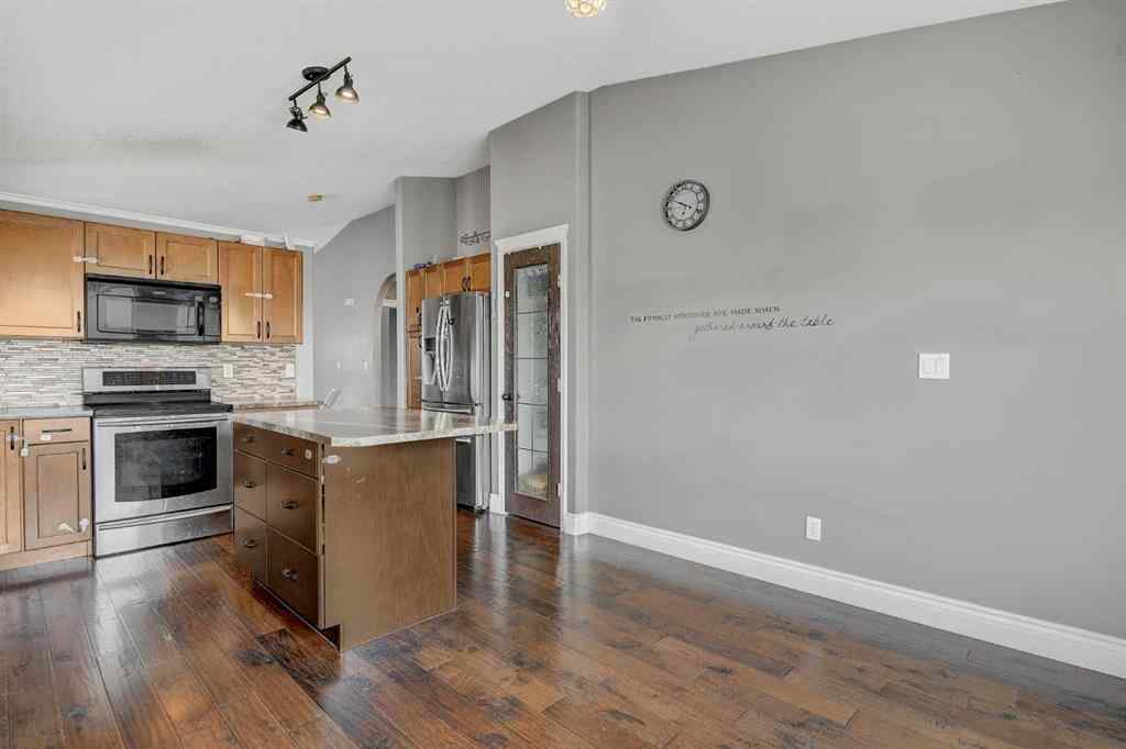 MLS® A2257090 - 7432 103A Street  in Mission Heights Grande Prairie, Residential