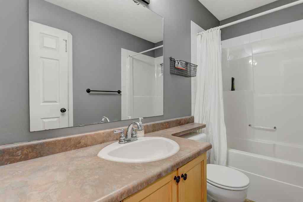 MLS® A2257090 - 7432 103A Street  in Mission Heights Grande Prairie, Residential