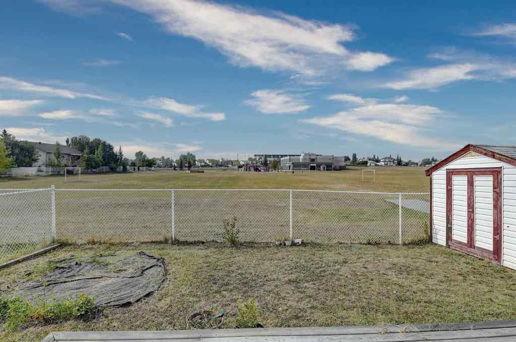 MLS® A2257090 - 7432 103A Street  in Mission Heights Grande Prairie, Residential