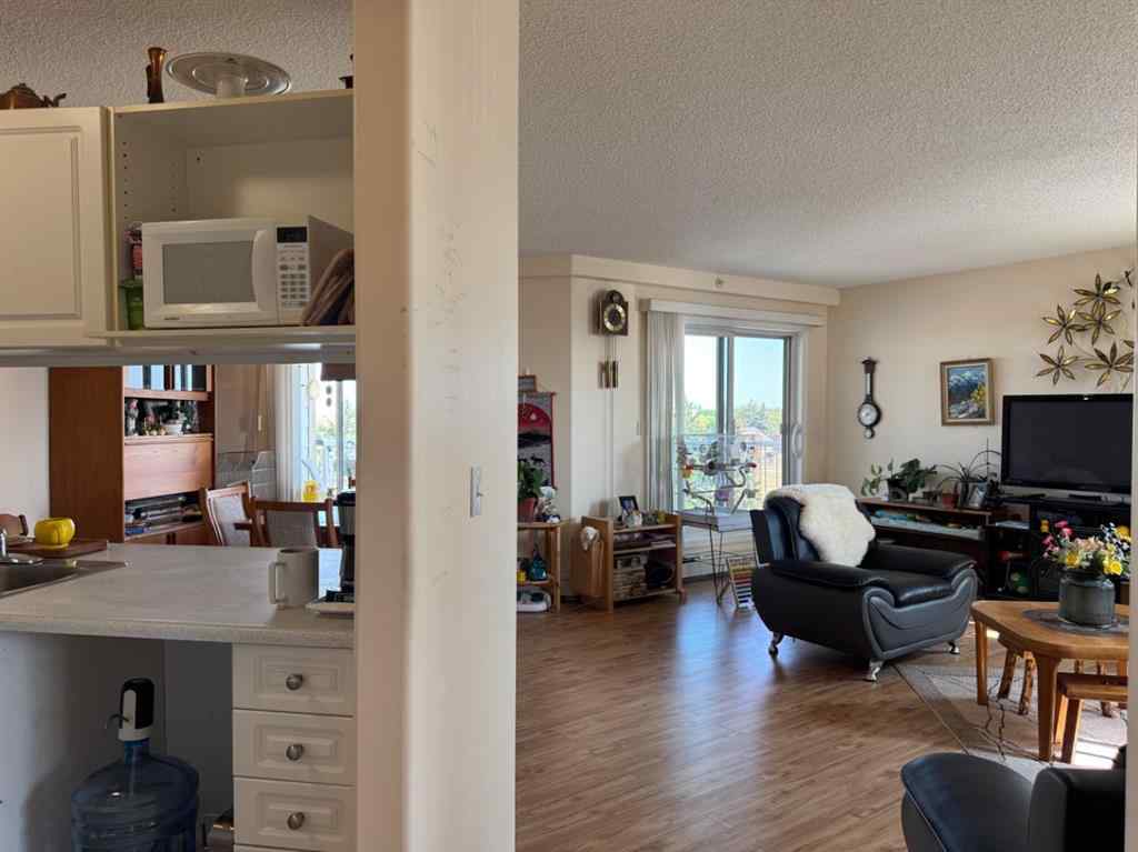 MLS® A2257091 - Unit #401 9932 100 Avenue  in Sherridon Heights Fort Saskatchewan, Residential
