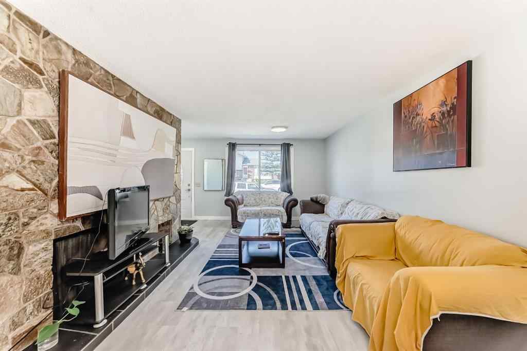 MLS® A2257092 - 948 Rundlecairn Way NE in Rundle Calgary, Residential
