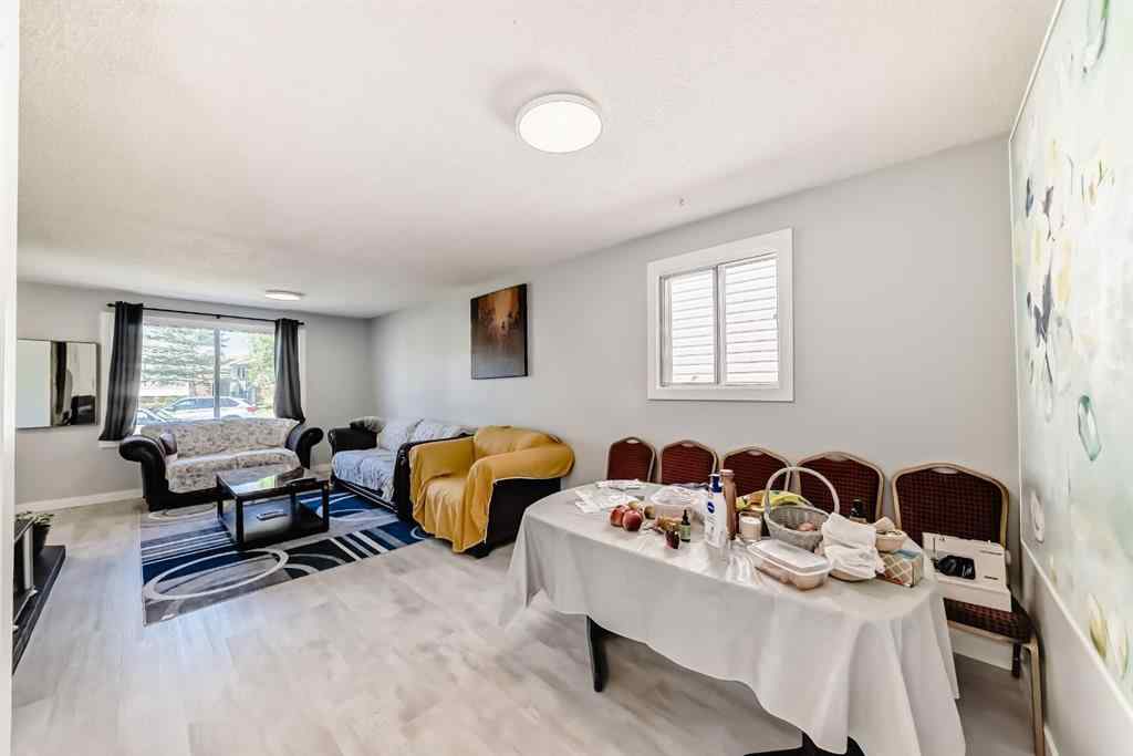 MLS® A2257092 - 948 Rundlecairn Way NE in Rundle Calgary, Residential