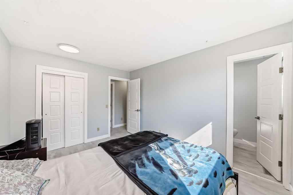 MLS® A2257092 - 948 Rundlecairn Way NE in Rundle Calgary, Residential