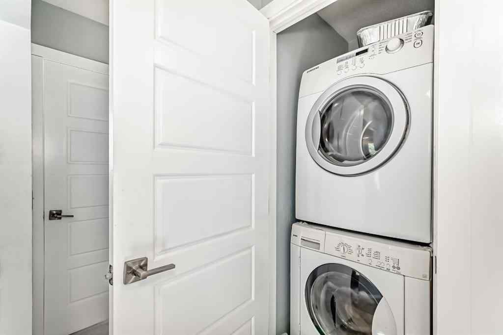 MLS® A2257092 - 948 Rundlecairn Way NE in Rundle Calgary, Residential