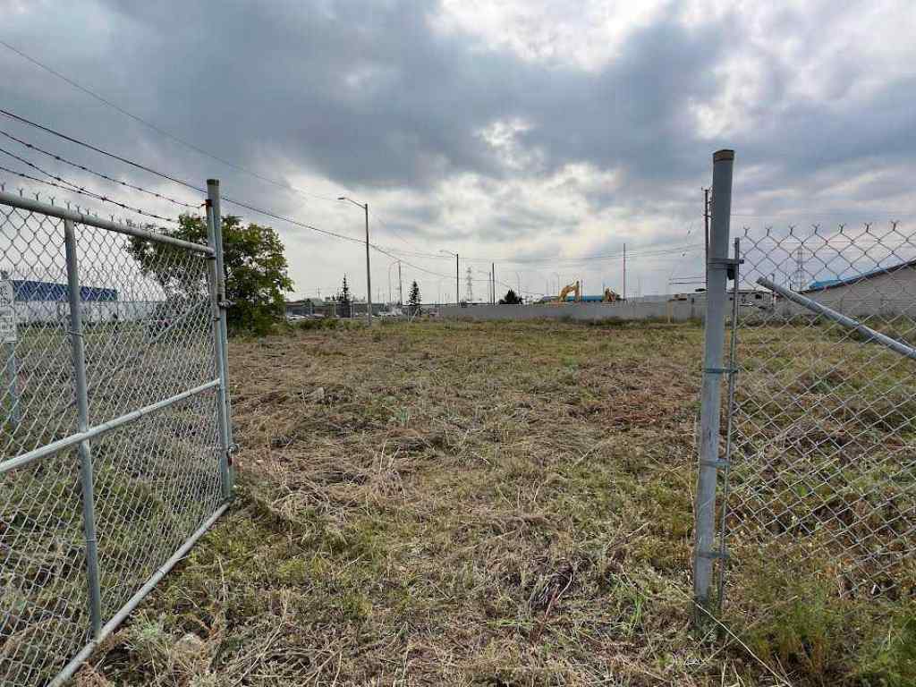 MLS® A2257096 - 2535-2543 48 Avenue SE in Valleyfield Calgary, Land