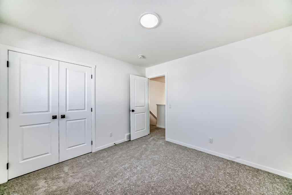 MLS® A2257097 - 122 Walgrove Bay SE in Walden Calgary, Residential