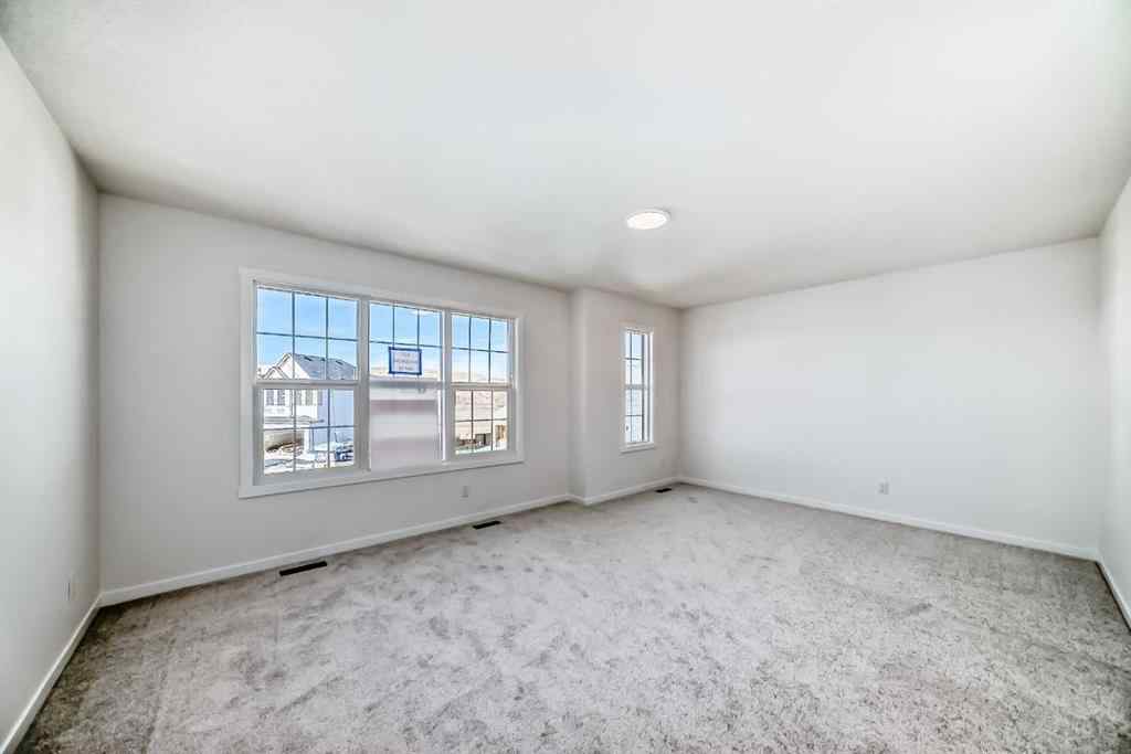 MLS® A2257097 - 122 Walgrove Bay SE in Walden Calgary, Residential