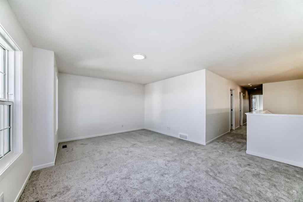 MLS® A2257097 - 122 Walgrove Bay SE in Walden Calgary, Residential