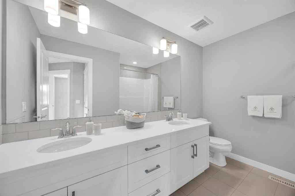 MLS® A2257099 - 199 Evansglen Circle NW in Evanston Calgary, Residential