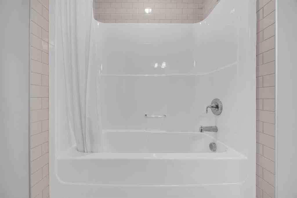 MLS® A2257099 - 199 Evansglen Circle NW in Evanston Calgary, Residential