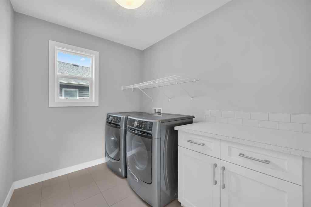 MLS® A2257099 - 199 Evansglen Circle NW in Evanston Calgary, Residential