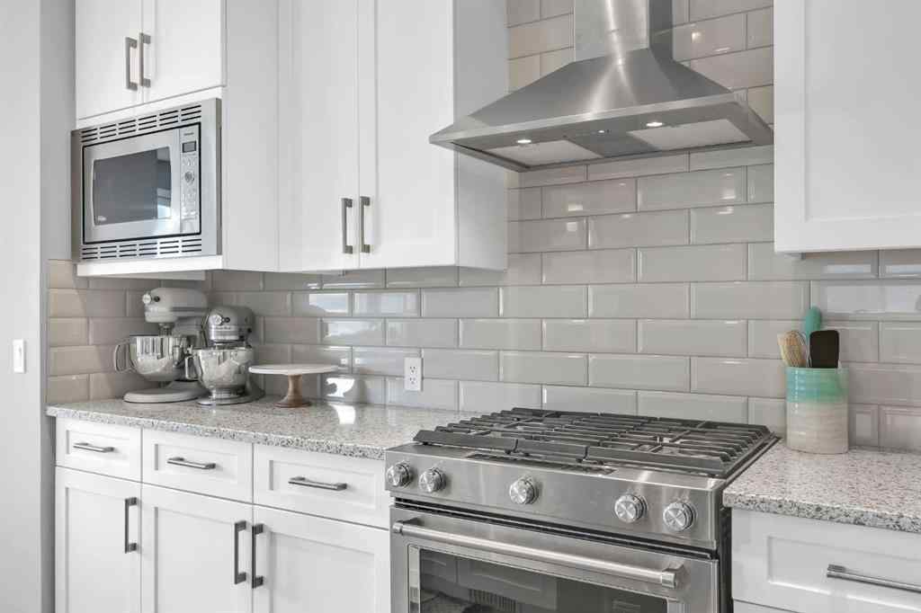 MLS® A2257099 - 199 Evansglen Circle NW in Evanston Calgary, Residential