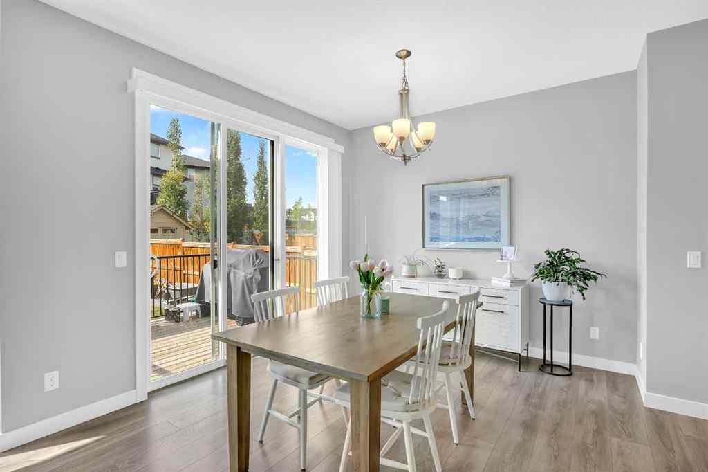 MLS® A2257099 - 199 Evansglen Circle NW in Evanston Calgary, Residential