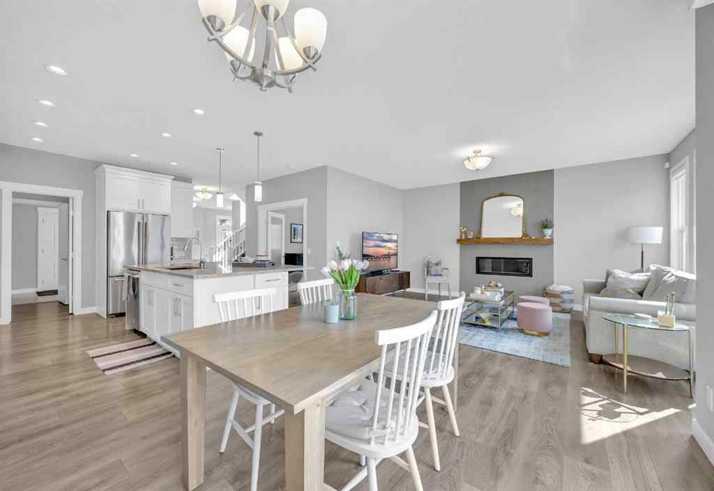 MLS® A2257099 - 199 Evansglen Circle NW in Evanston Calgary, Residential