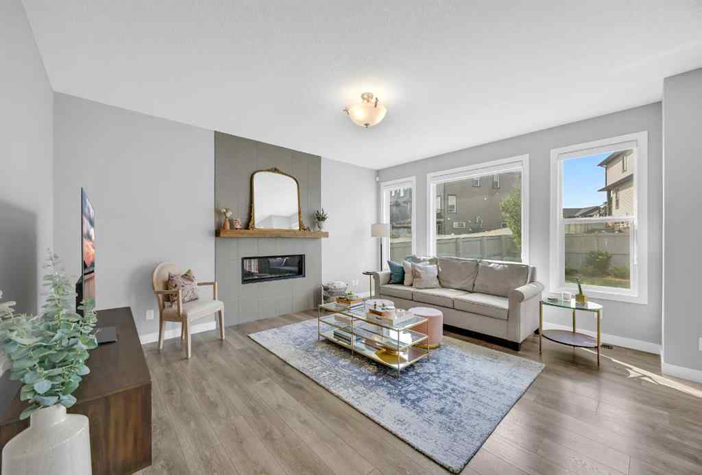 MLS® A2257099 - 199 Evansglen Circle NW in Evanston Calgary, Residential