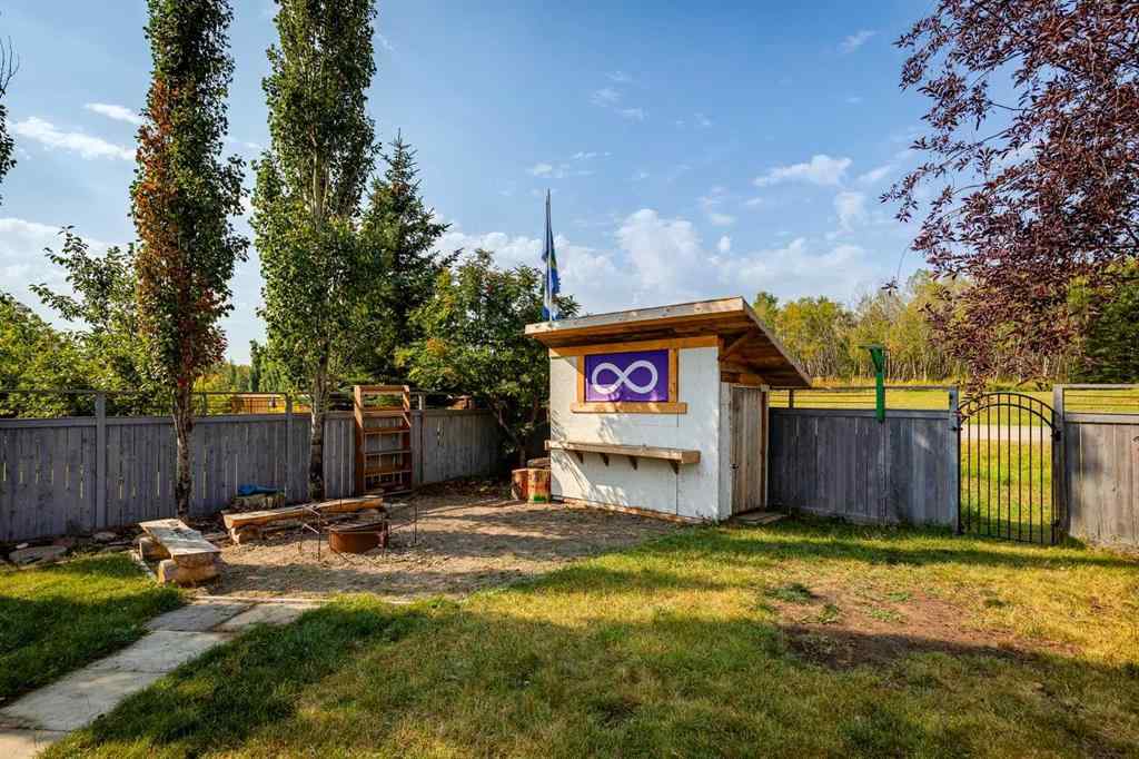 MLS® A2257100 - 74 Westpoint Drive  in NONE Didsbury, Residential