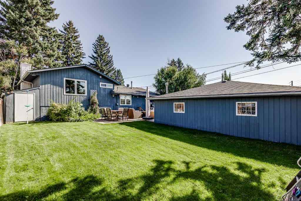 MLS® A2257101 - 1548 Lake Twintree Way SE in Lake Bonavista Calgary, Residential