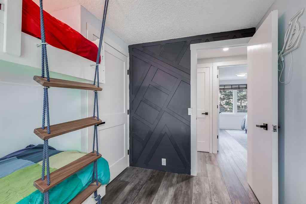MLS® A2257101 - 1548 Lake Twintree Way SE in Lake Bonavista Calgary, Residential