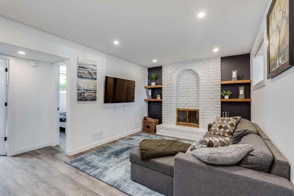 MLS® A2257101 - 1548 Lake Twintree Way SE in Lake Bonavista Calgary, Residential