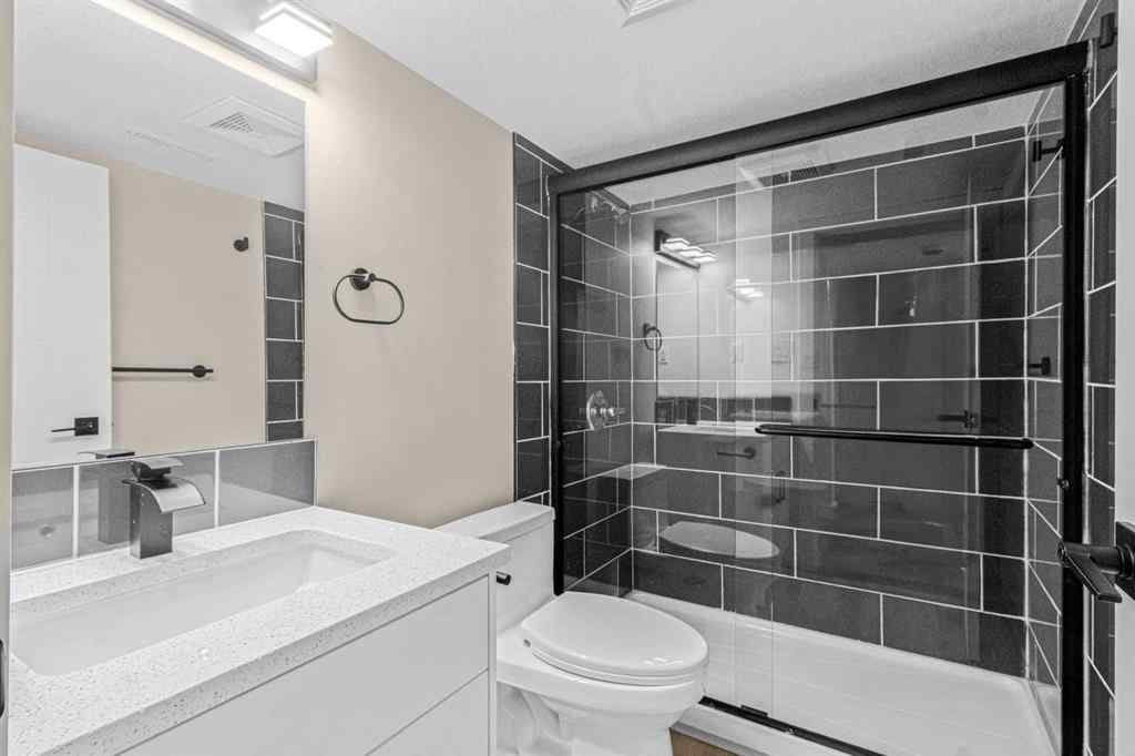 MLS® A2257103 - 3121 Doverville Crescent SE in Dover Calgary, Residential