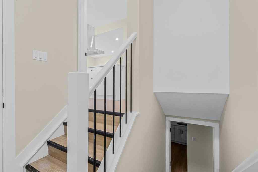 MLS® A2257103 - 3121 Doverville Crescent SE in Dover Calgary, Residential