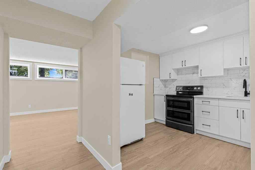 MLS® A2257103 - 3121 Doverville Crescent SE in Dover Calgary, Residential