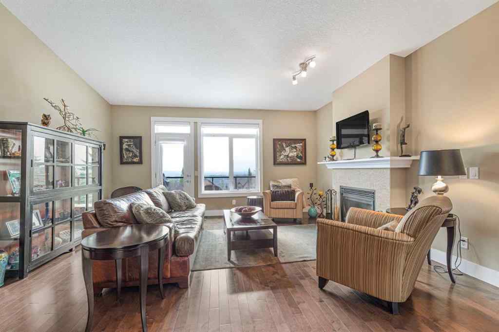 MLS® A2257104 - 533 Rocky Vista Gardens NW in Rocky Ridge Calgary, Residential