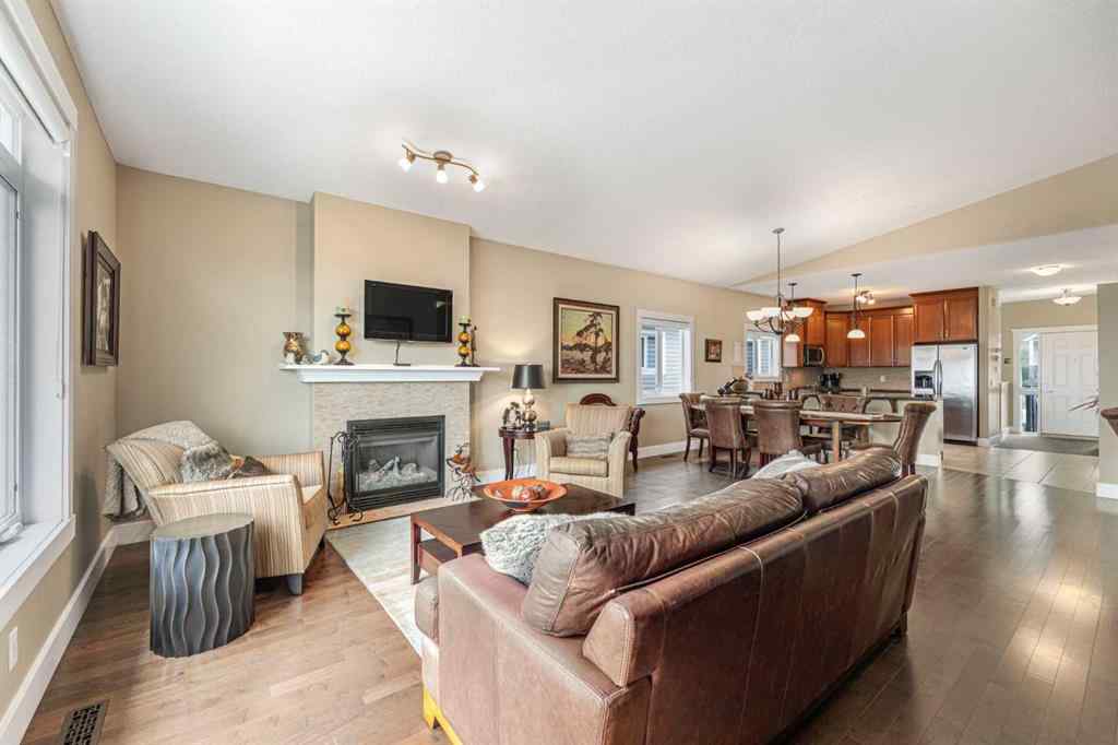 MLS® A2257104 - 533 Rocky Vista Gardens NW in Rocky Ridge Calgary, Residential