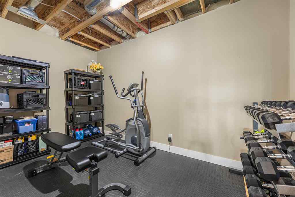 MLS® A2257104 - 533 Rocky Vista Gardens NW in Rocky Ridge Calgary, Residential
