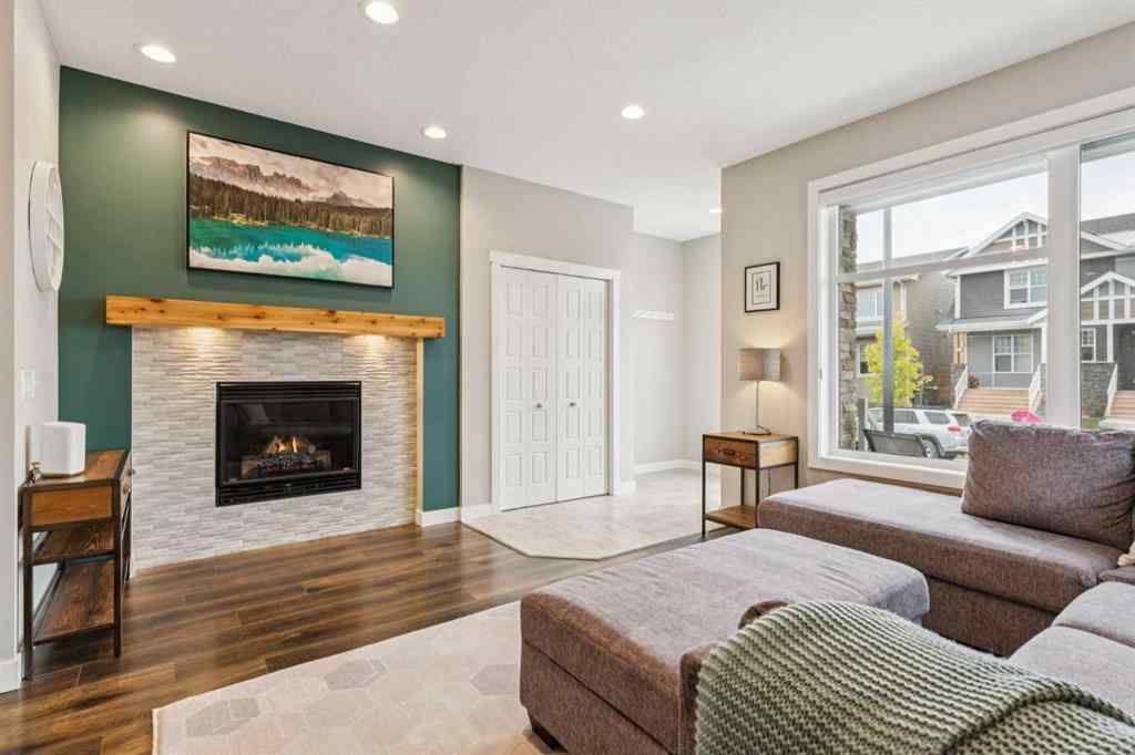 MLS® A2257111 - 280 Chinook Gate Park SW in Chinook Gate Airdrie, Residential