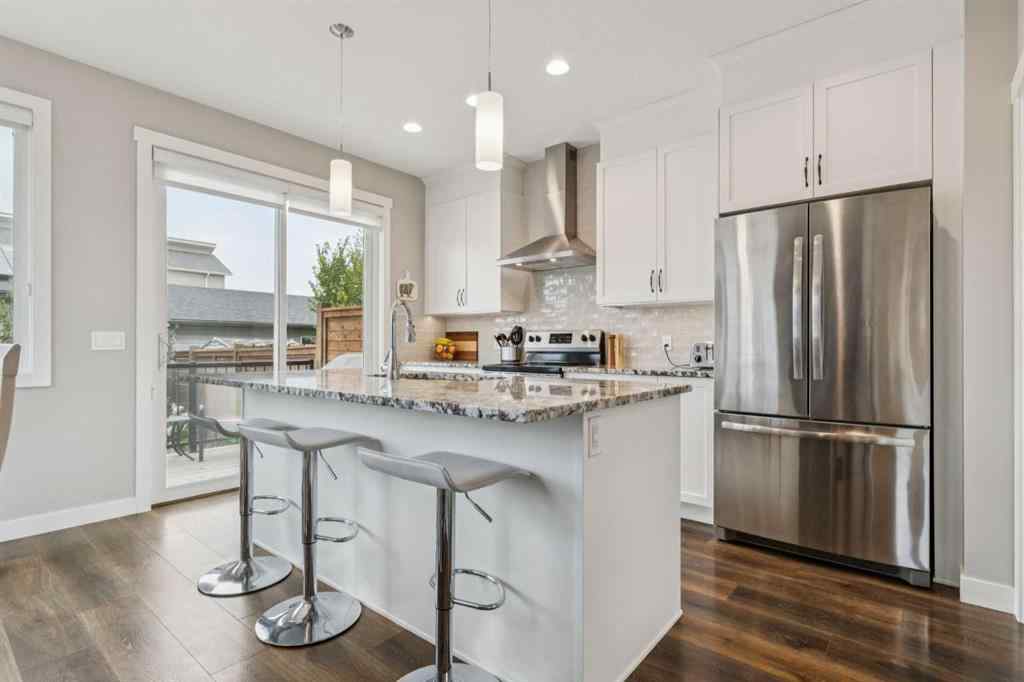MLS® A2257111 - 280 Chinook Gate Park SW in Chinook Gate Airdrie, Residential