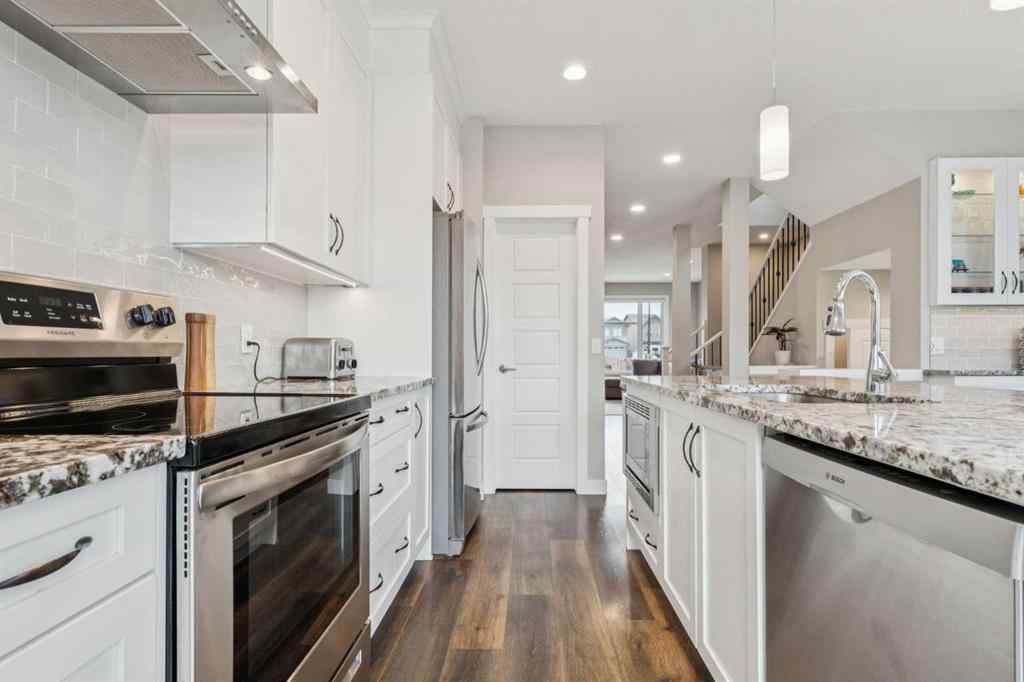 MLS® A2257111 - 280 Chinook Gate Park SW in Chinook Gate Airdrie, Residential