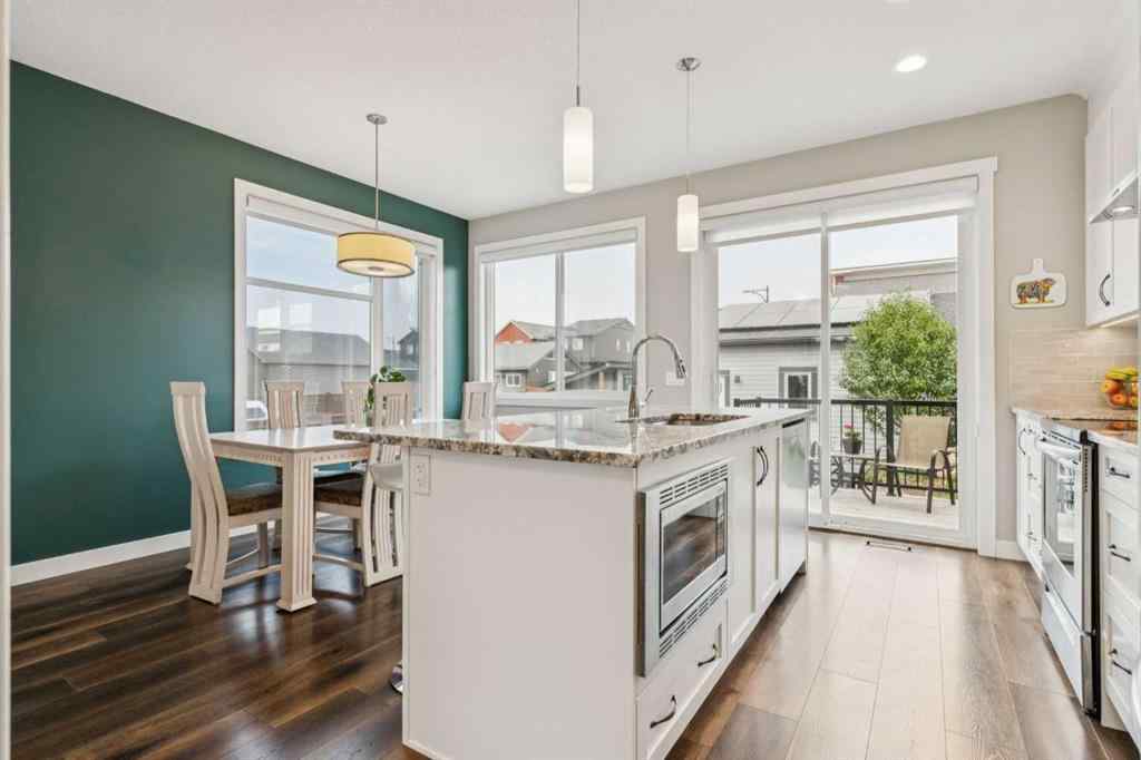 MLS® A2257111 - 280 Chinook Gate Park SW in Chinook Gate Airdrie, Residential