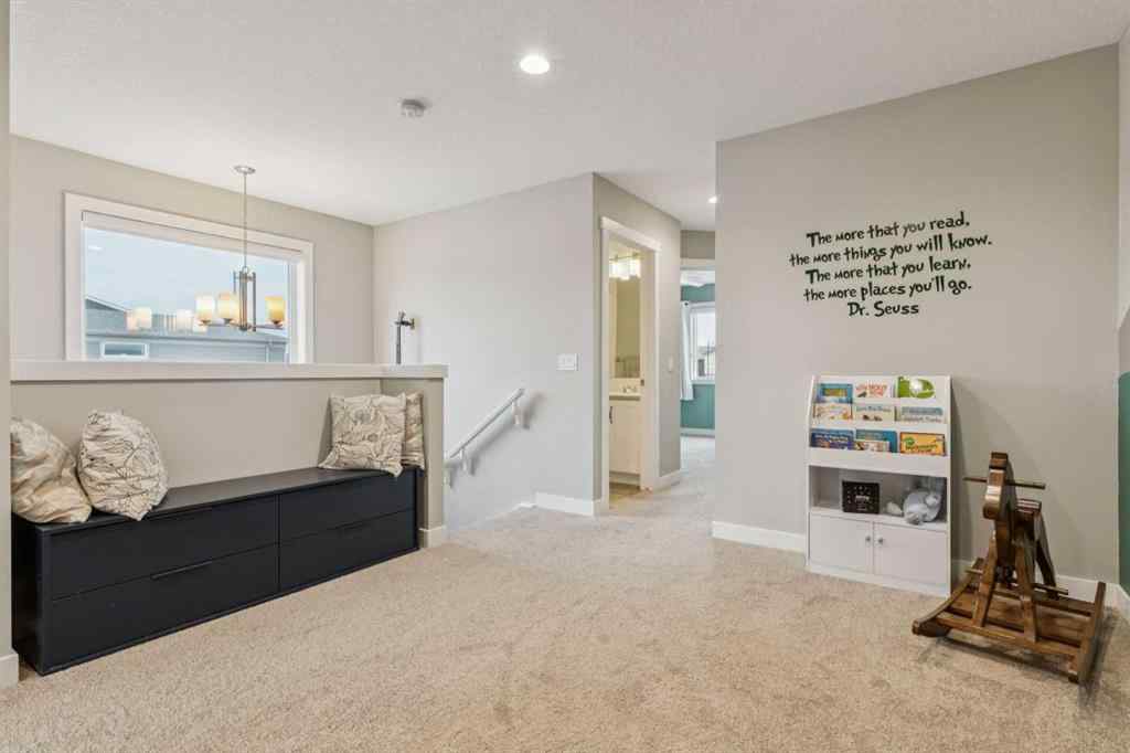 MLS® A2257111 - 280 Chinook Gate Park SW in Chinook Gate Airdrie, Residential