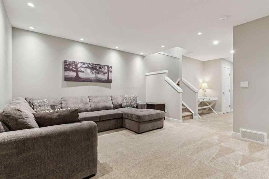 MLS® A2257111 - 280 Chinook Gate Park SW in Chinook Gate Airdrie, Residential
