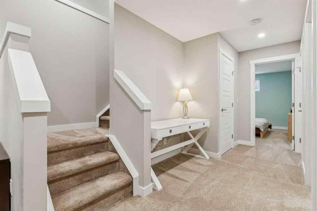 MLS® A2257111 - 280 Chinook Gate Park SW in Chinook Gate Airdrie, Residential
