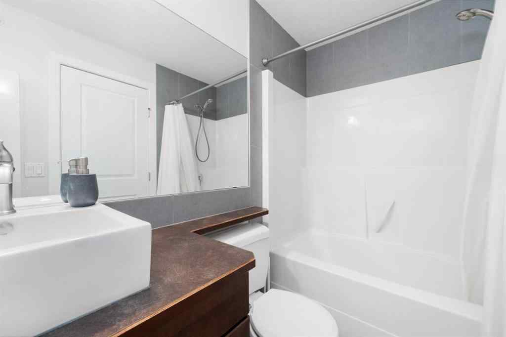 MLS® A2257113 - Unit #407 488 7 Avenue NE in Renfrew Calgary, Residential