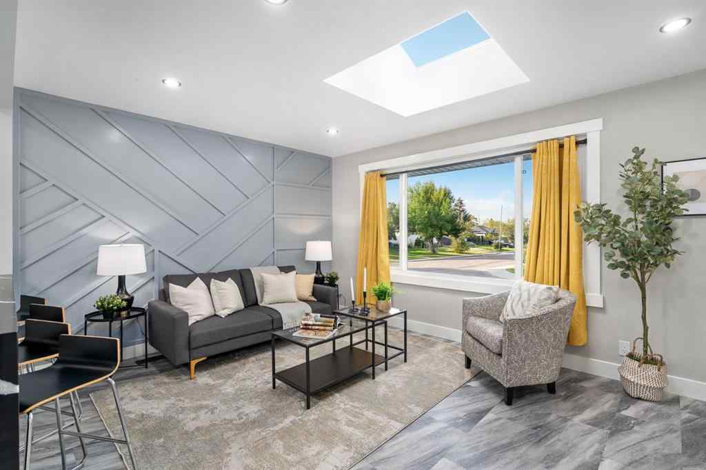 MLS® A2257114 - 135 Thorncrest Road NW in Thorncliffe Calgary, Residential