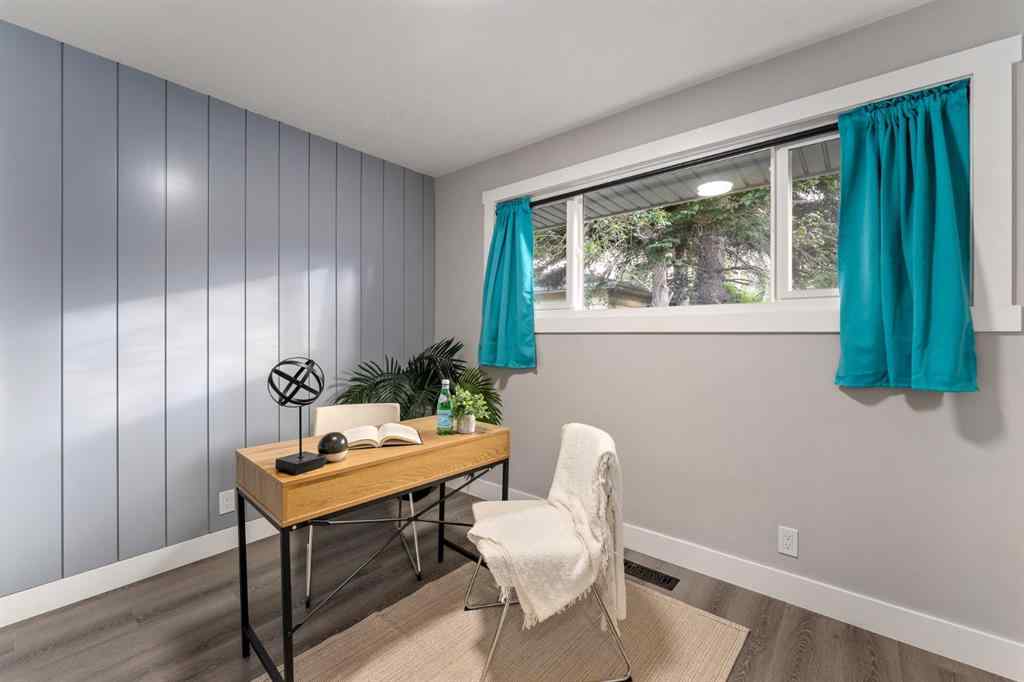 MLS® A2257114 - 135 Thorncrest Road NW in Thorncliffe Calgary, Residential