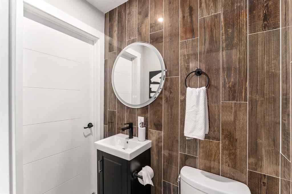 MLS® A2257114 - 135 Thorncrest Road NW in Thorncliffe Calgary, Residential