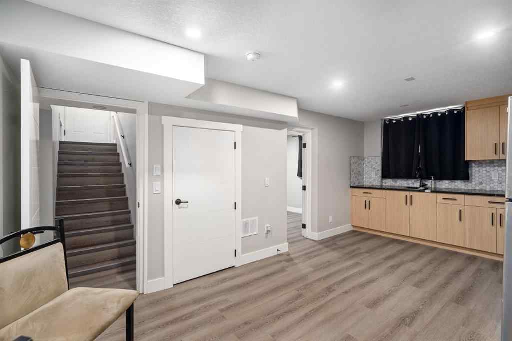 MLS® A2257114 - 135 Thorncrest Road NW in Thorncliffe Calgary, Residential