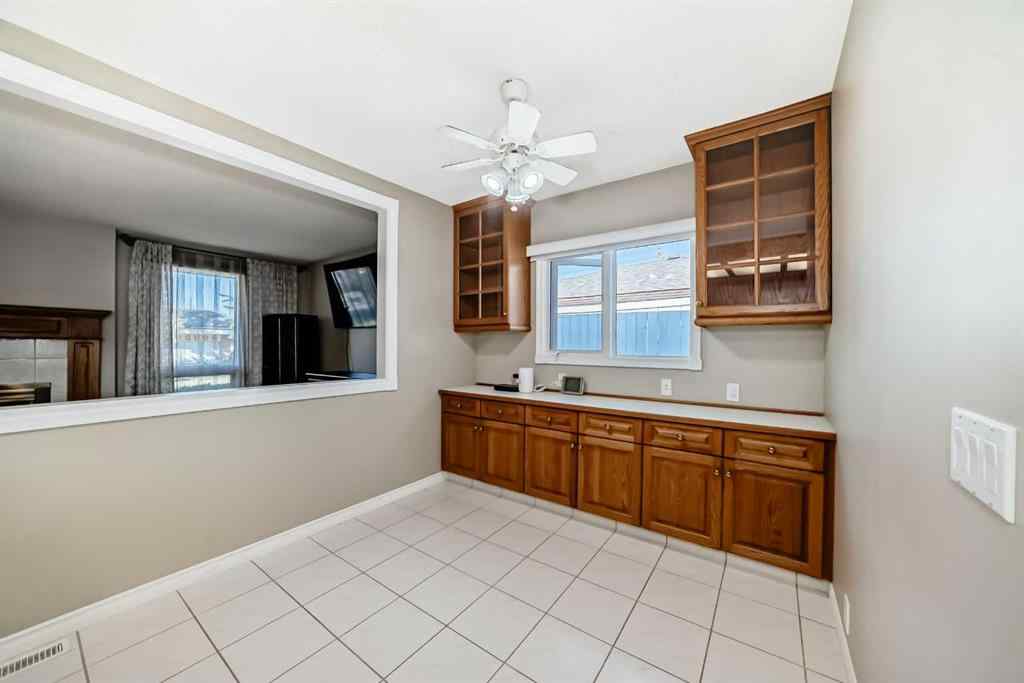 MLS® A2257118 - 6807 22 Avenue NE in Pineridge Calgary, Residential