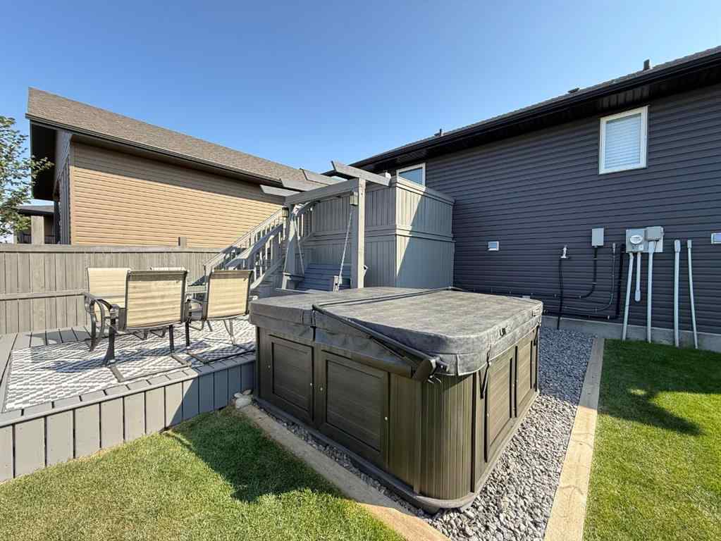 MLS® A2257119 - 7206 29 Street  in Parkview Estates Lloydminster, Residential