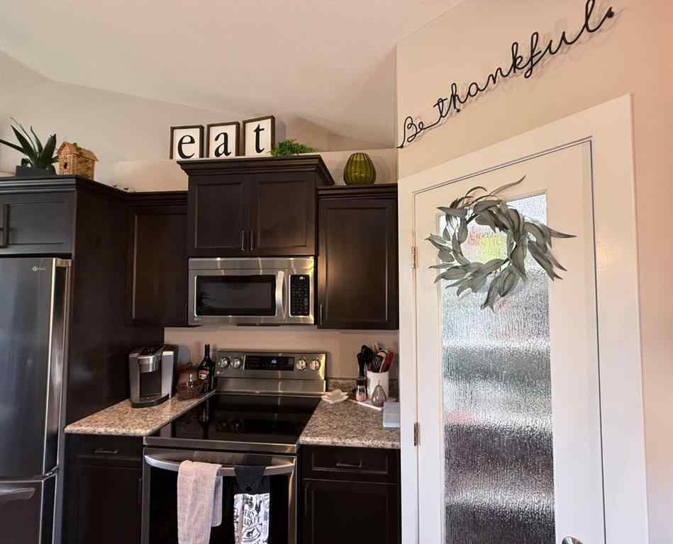 MLS® A2257119 - 7206 29 Street  in Parkview Estates Lloydminster, Residential