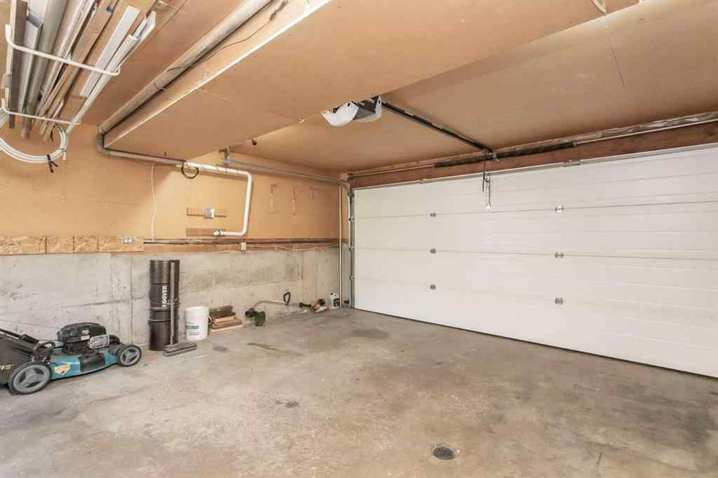 MLS® A2257121 - 30 Maple Bay  in Woodlands Lacombe, Residential