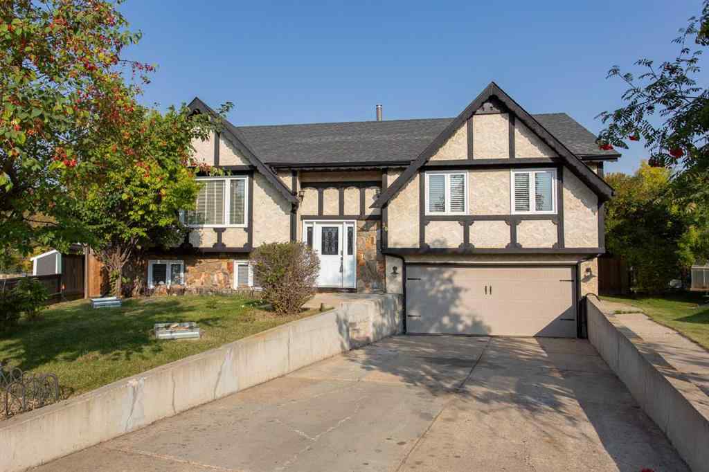 MLS® A2257121 - 30 Maple Bay  in Woodlands Lacombe, Residential