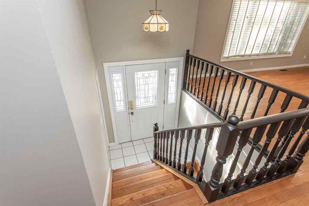 MLS® A2257121 - 30 Maple Bay  in Woodlands Lacombe, Residential