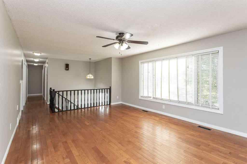 MLS® A2257121 - 30 Maple Bay  in Woodlands Lacombe, Residential