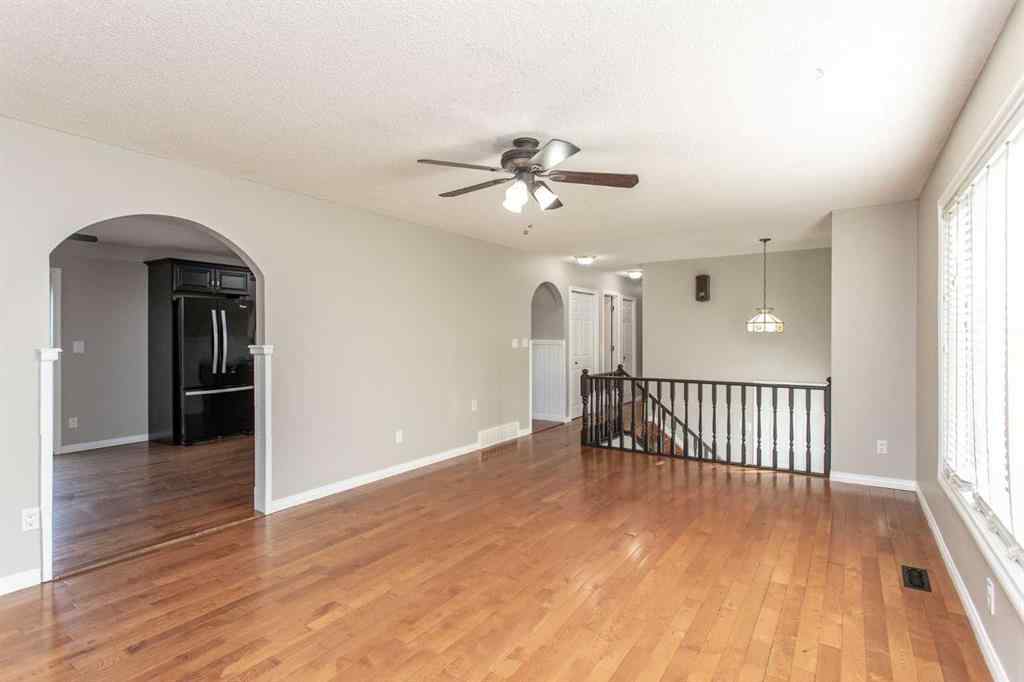 MLS® A2257121 - 30 Maple Bay  in Woodlands Lacombe, Residential